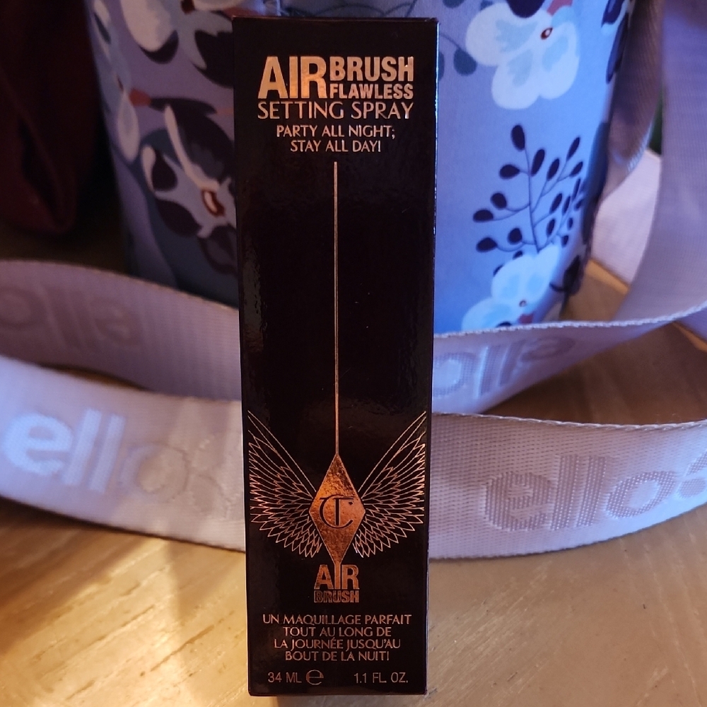 Charlotte Tilbury Airbrush Flawless Setting Spray